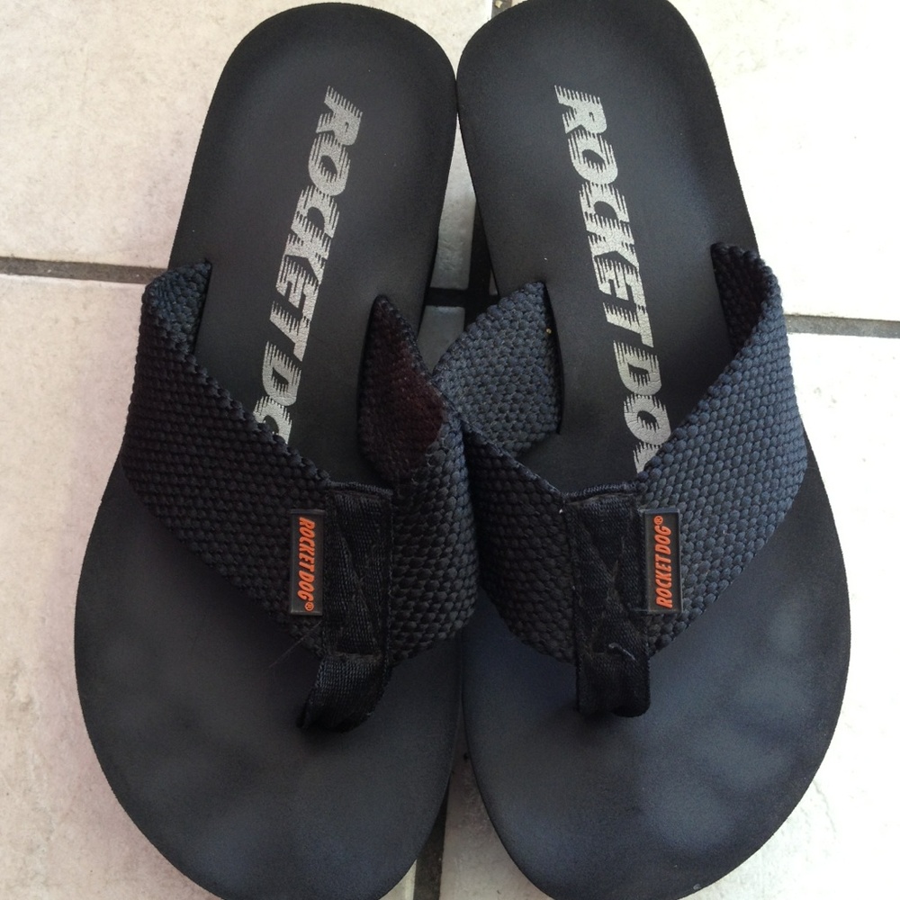 Rocket Dog black sandals